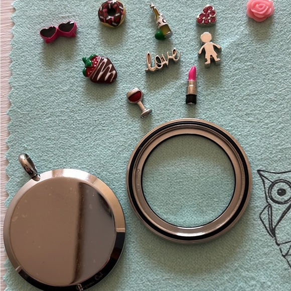 Origami Owl Living Locket and Ten Charms - Picture 2 of 4